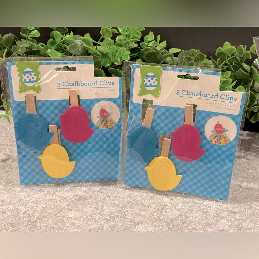 2 Packages (3 clippers each) Chalkboard Clips. (001960)